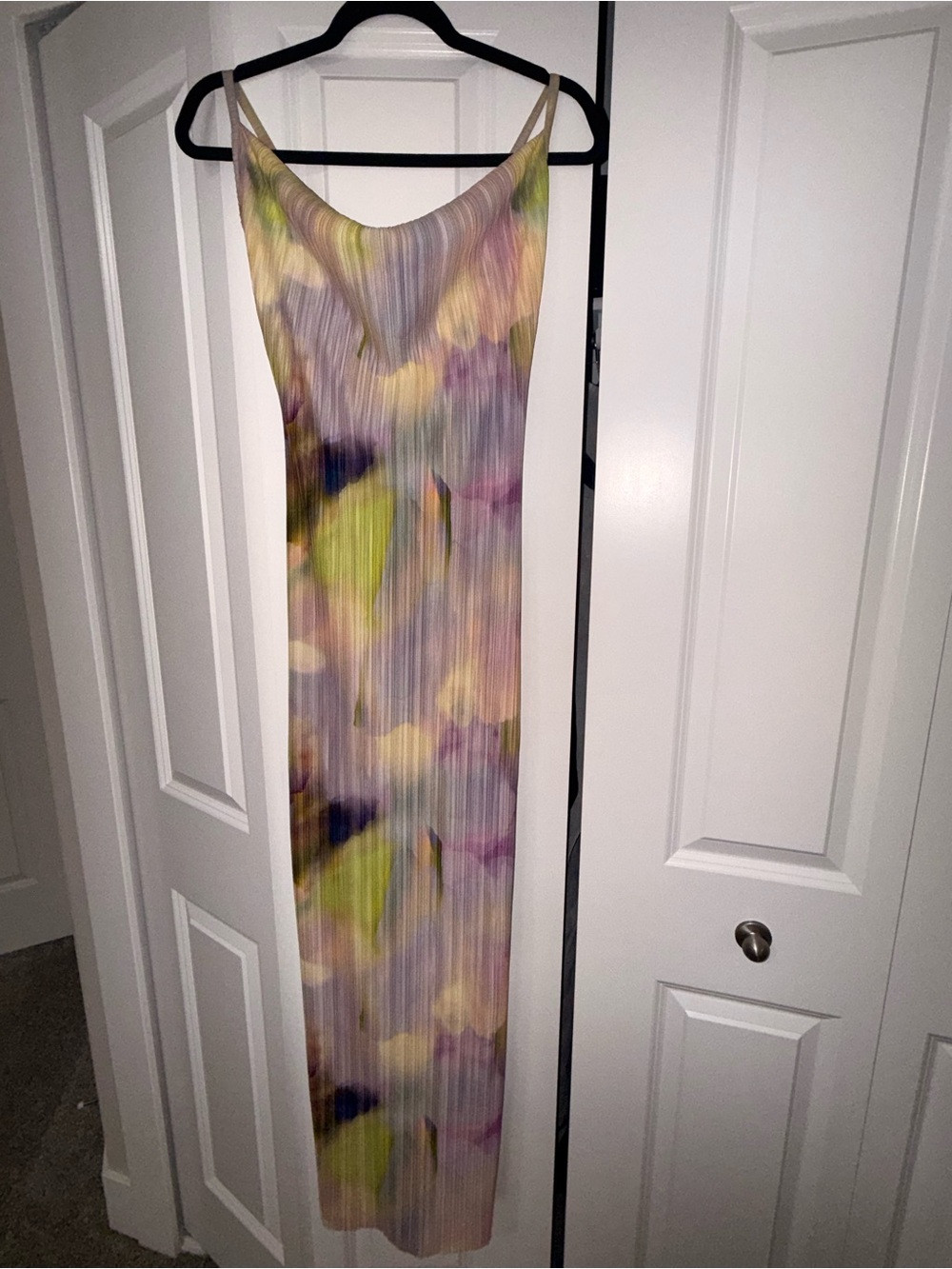 PrettyLittleThing Pastel Pleated Slip Dress in Lime & Lavender